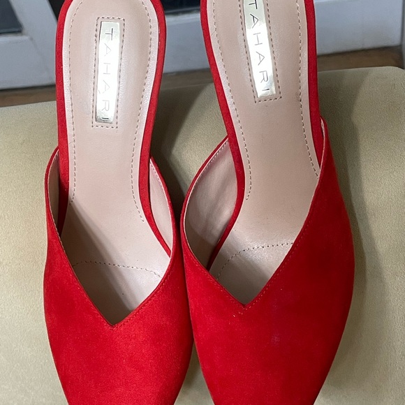 Brand New Red Suede Xmas Heel Tahari sz 7.5 womens comfortable shoes party mules - Picture 6 of 9